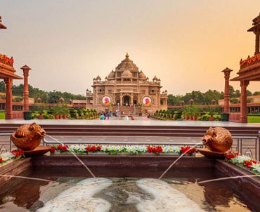 Balaji Tours & Travels, TAXI SERVICE IN MATHURA